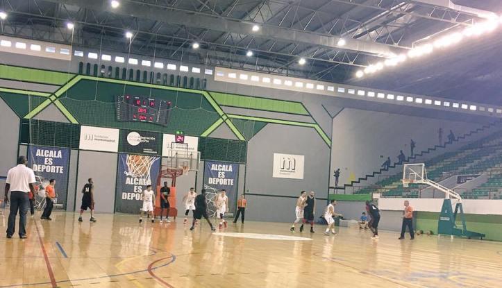 Lance del segundo cuarto del partido (Foto: @mexbasquet)