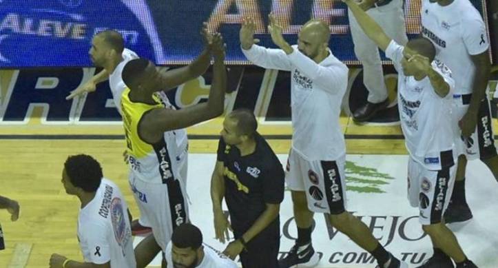 capitanes-de-arecibo-2016[1]