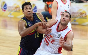 Juan Fontena y Didier Pérez (Foto: FIBA)