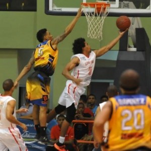 Víctor Liz y Manuel Fortuna (Foto: LNB.com.do)