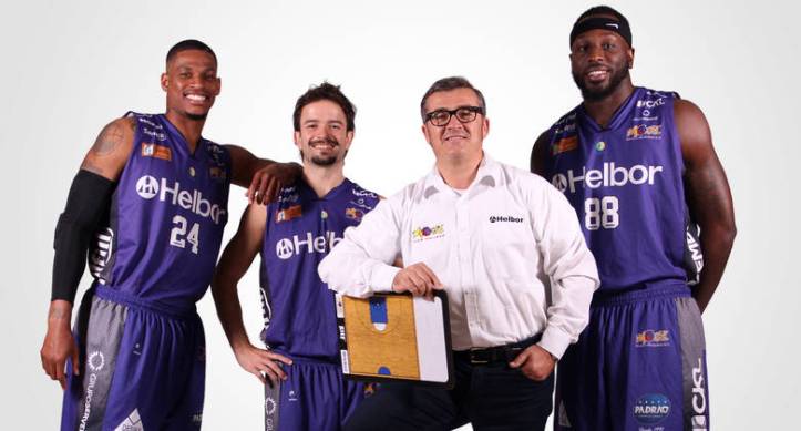 Paco García y Mogi das Cruzes (Foto: NBB)