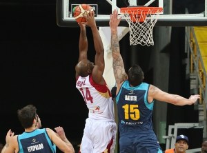 Miguel Ruiz y Esteban Batista (Foto: FIBA)