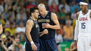 Campazzo y Ginobili (Foto: Maximilano Amena/La Nación)