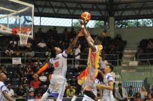 Juan Miguel Suero y Edward Santana (Foto: Fedombal)