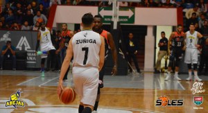 Eder Zúñiga y Oguchi Chamberlain (Foto: LNBP)