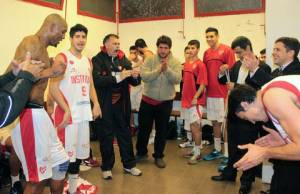 La celebración de Instituto (Foto: LNB Contenidos)