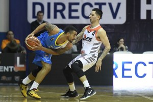 Trevor Gaskins y Alex Pérez (Foto: FIBA Américas)