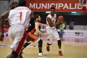 Arnold Louis (Foto: Miguel Ángel Bustos/Agencia Uno)