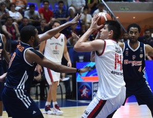 Jesús Centeno y Gabriel Deck (Foto: FIBA Américas)