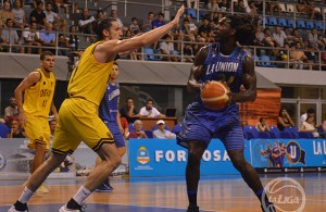 Martín Leiva y Torin Francis (Foto: La Liga Contenidos)
