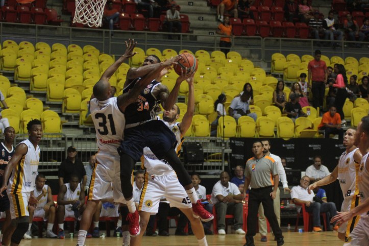 Bucaneros vs Marinos