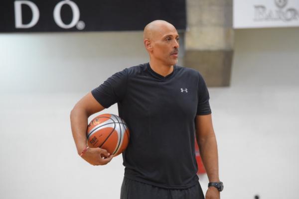 Ludwing Irazabal Trotamundos